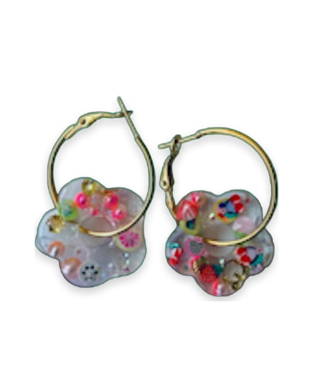 Argollas flor de resina con confeti